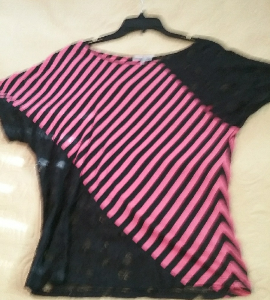 Pink shirt with black lace